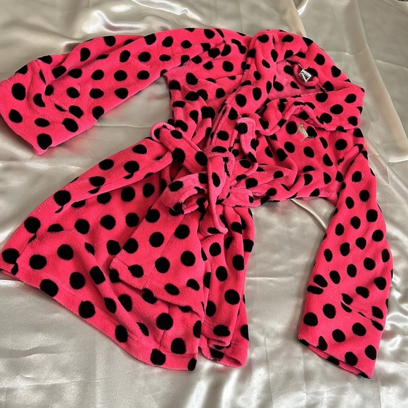 Pink Bath Robe - Picture 5 of 5